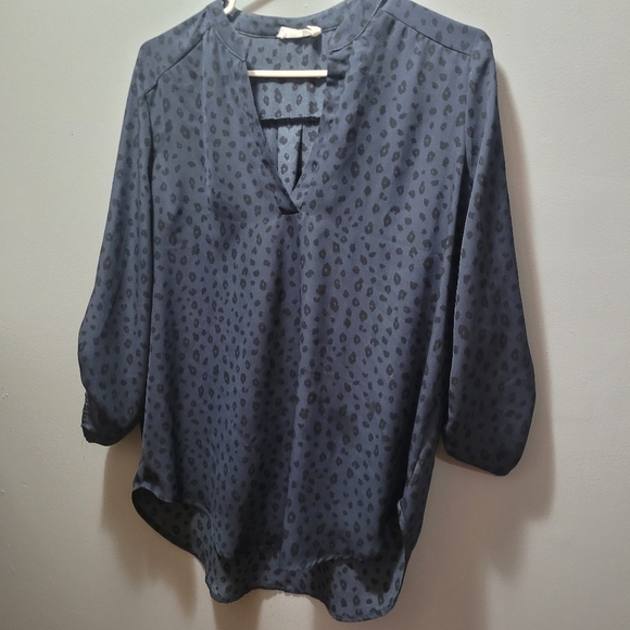Lush Dark Grey and Black Leopard Print Blouse M - Picture 2 of 5